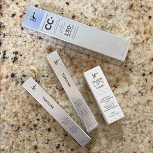 IT Cosmetics - CC foundation medium, pillow lips, two tightline mascara- all new